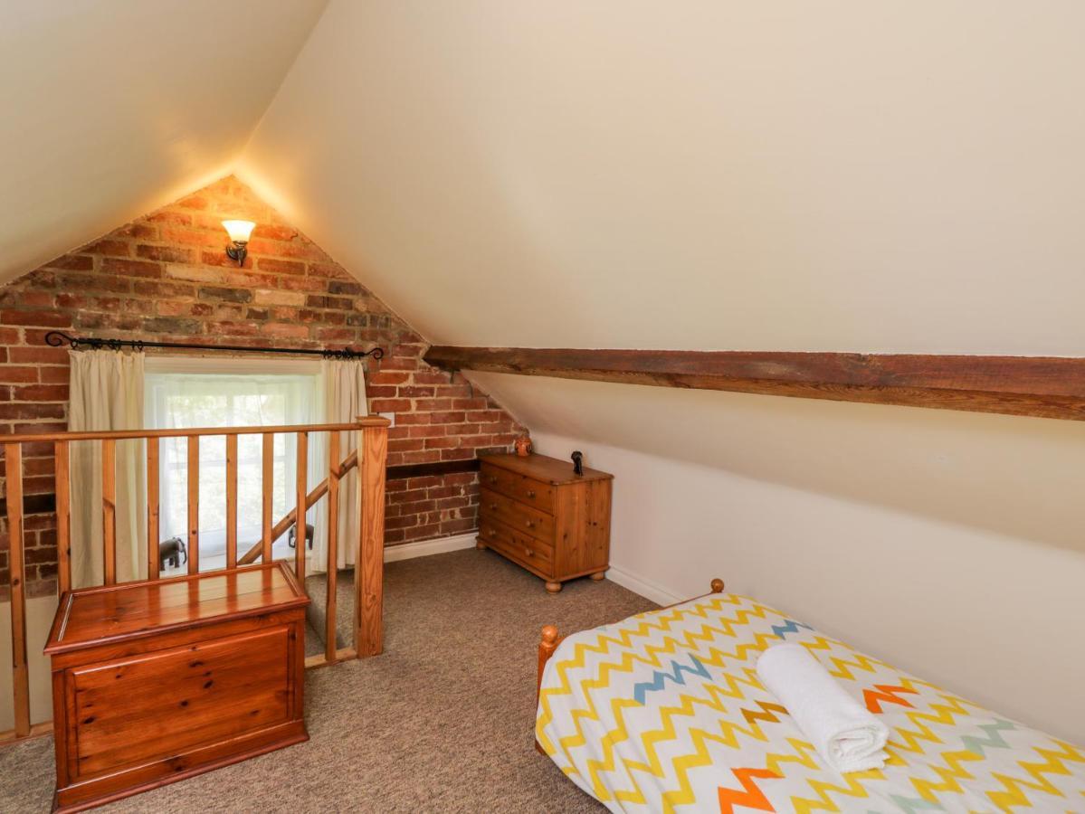 Parkfield Cottage Sturminster Marshall Esterno foto