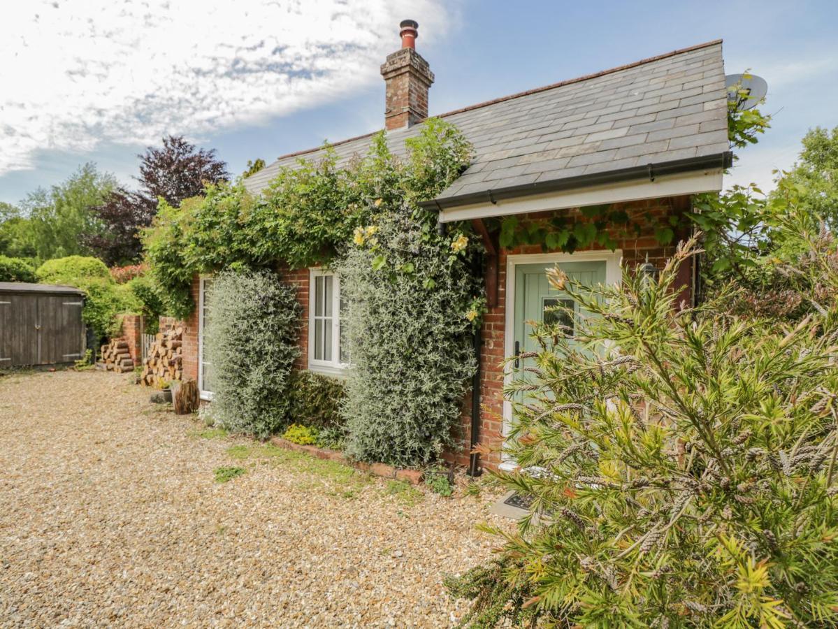Parkfield Cottage Sturminster Marshall Esterno foto
