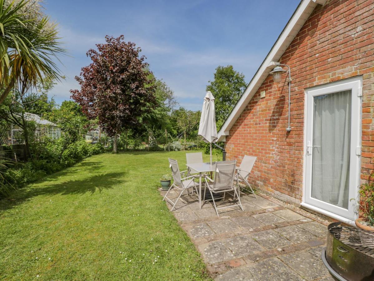 Parkfield Cottage Sturminster Marshall Esterno foto